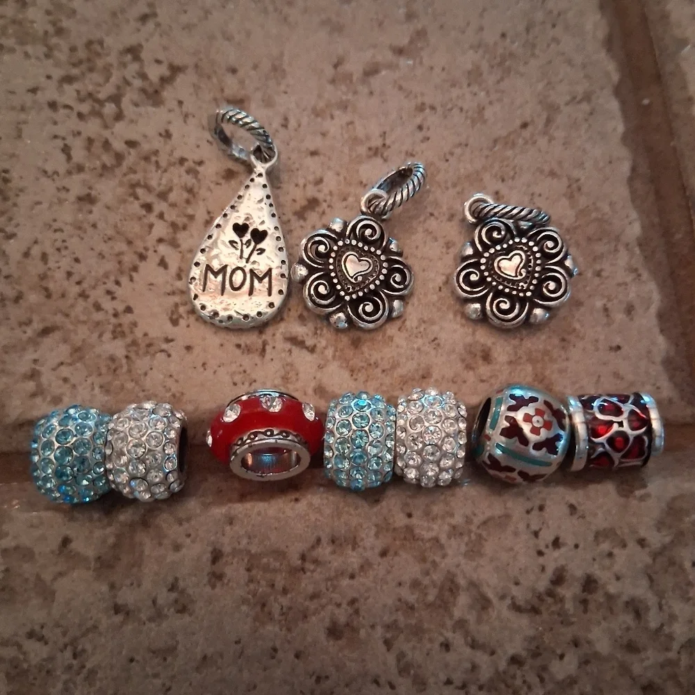 Elegant Brighton Charms - Picture 2 of 3